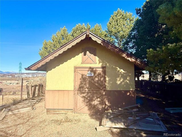 6105 W 49th Pl, Wheat Ridge, CO 80033