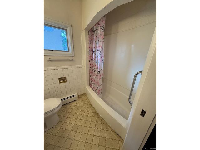 6105 W 49th Pl, Wheat Ridge, CO 80033