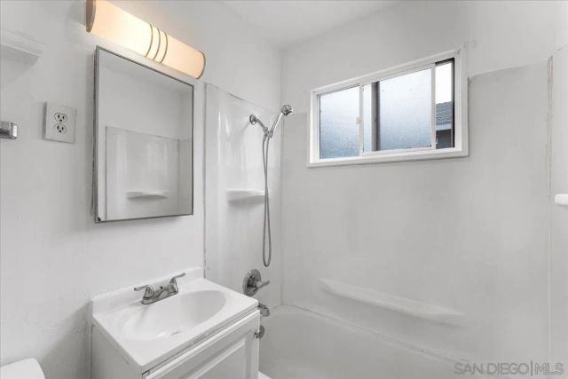 4042 - 4044 Eta St, San Diego, CA 92113