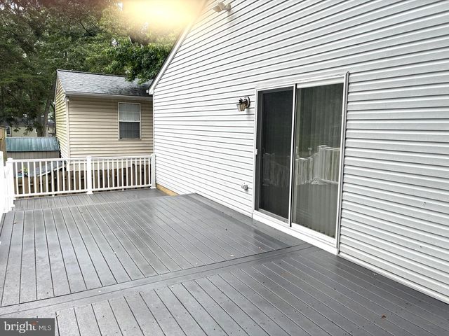 7821 CAMP ROAD, Pasadena, MD 21122