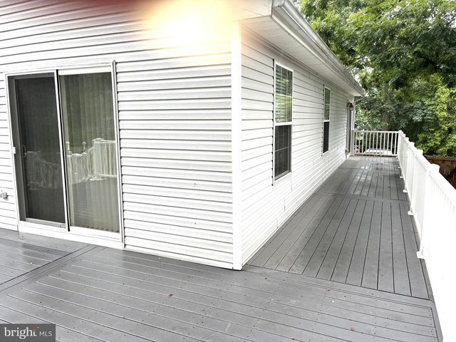 7821 CAMP ROAD, Pasadena, MD 21122