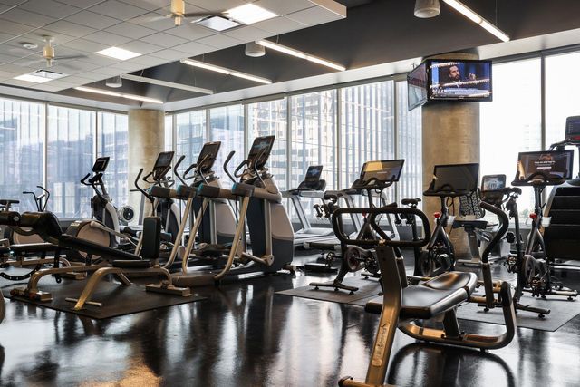 210 Lavaca ST 3504, Austin, TX 78701