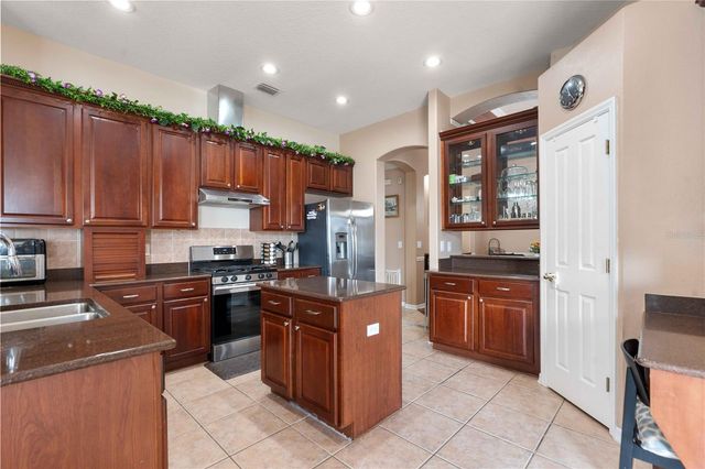 30406 COLEHAVEN COURT, Wesley Chapel, FL 33543