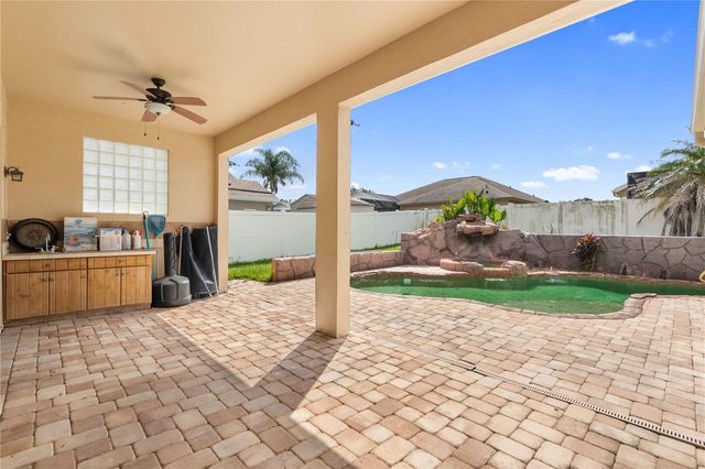 30406 COLEHAVEN COURT, Wesley Chapel, FL 33543