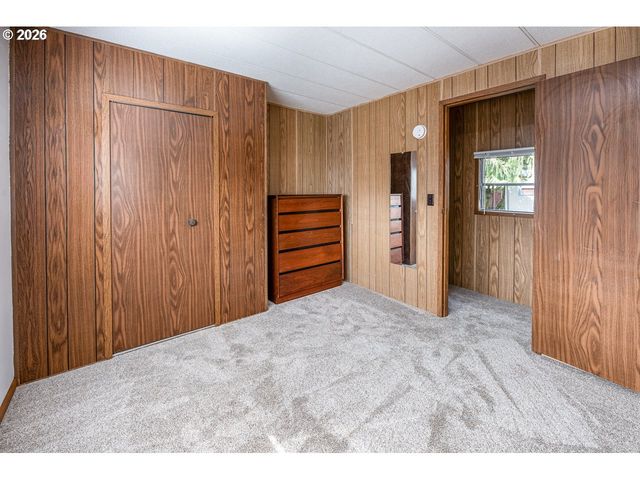 1475 GREEN ACRES Rd 172, Eugene, OR 97408