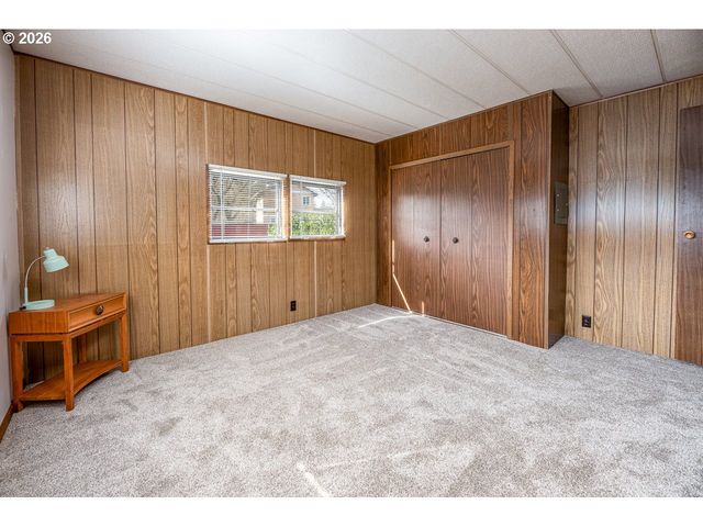 1475 GREEN ACRES Rd 172, Eugene, OR 97408