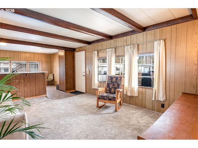 1475 GREEN ACRES Rd 172, Eugene, OR 97408