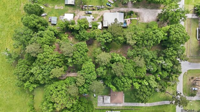 43148 Pine Lake Dr, Prairieville, LA 70769