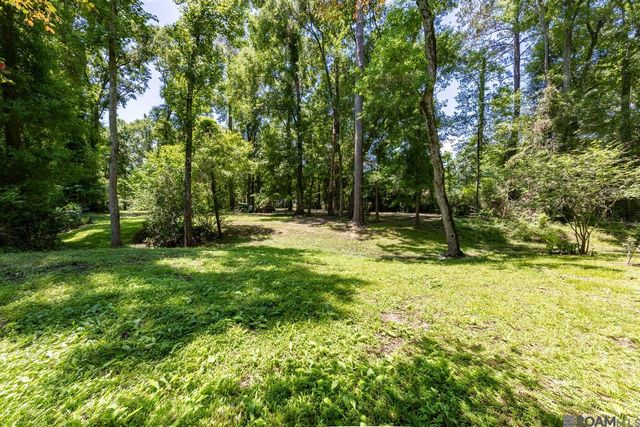 43148 Pine Lake Dr, Prairieville, LA 70769