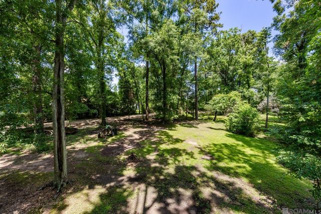 43148 Pine Lake Dr, Prairieville, LA 70769