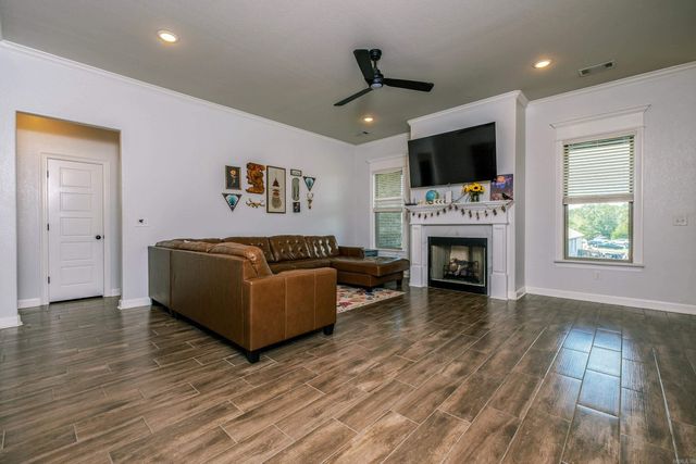 2013 TAPPED MAPLE Drive, Sherwood, AR 72120