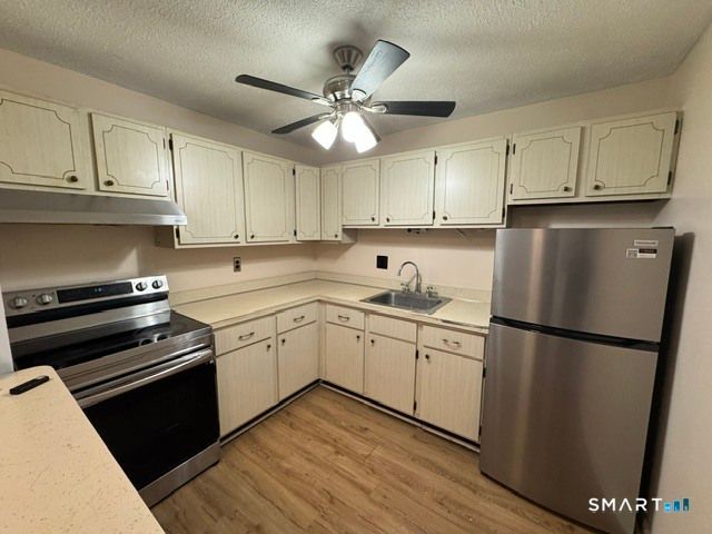 1700 Broadbridge Avenue A32, Stratford, CT 06614