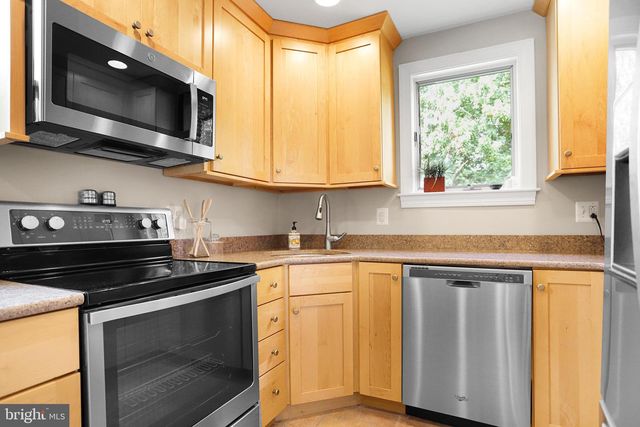 145 WOOD RD, Springfield, PA 19064