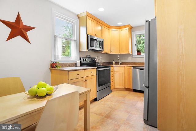145 WOOD RD, Springfield, PA 19064