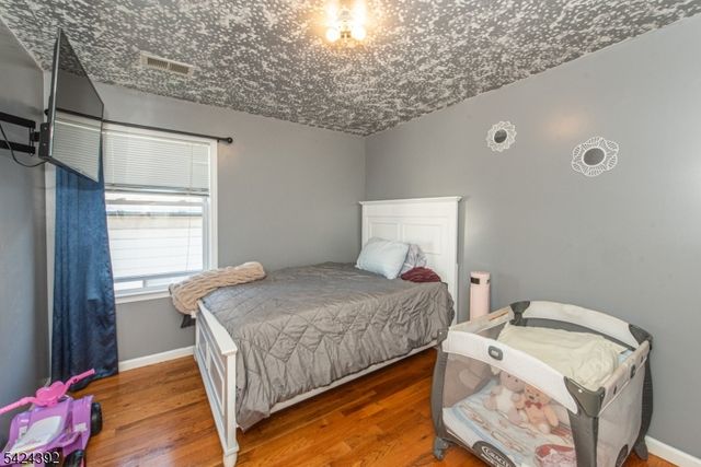 543 Livingston St, Elizabeth City, NJ 07206