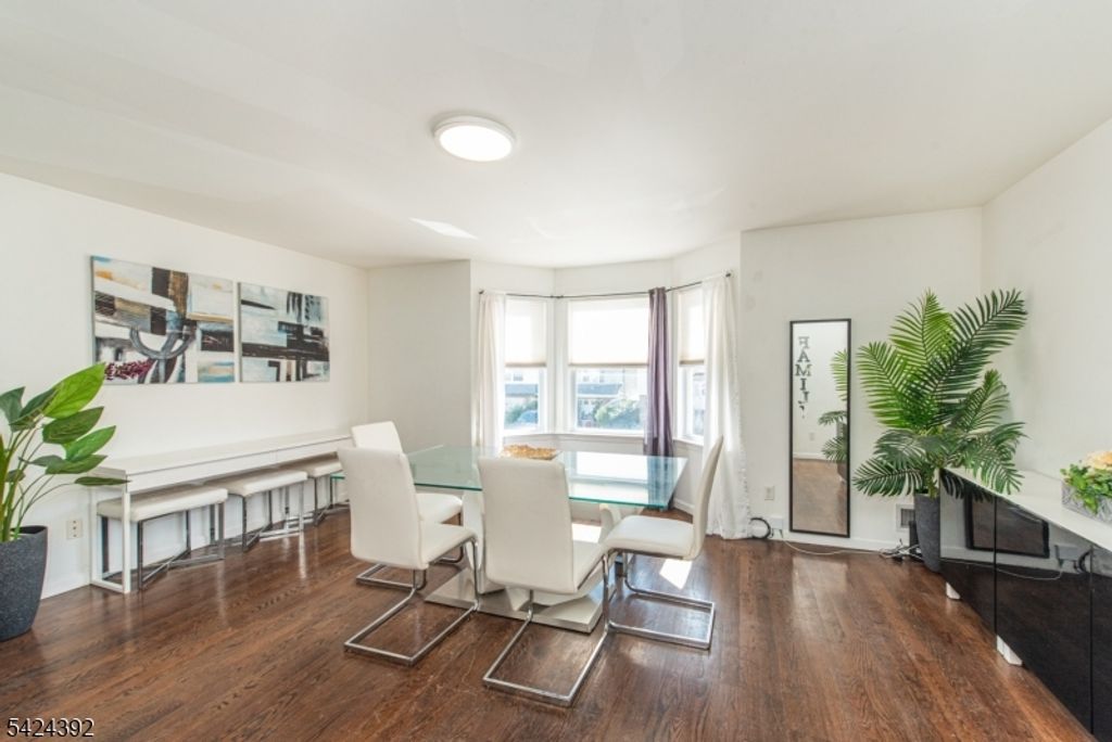 543 Livingston St, Elizabeth City, NJ 07206 — photo 4