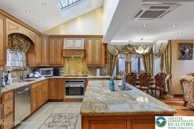 298 Overlook Way, Jackson Twp, PA 18372