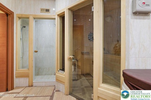 298 Overlook Way, Jackson Twp, PA 18372