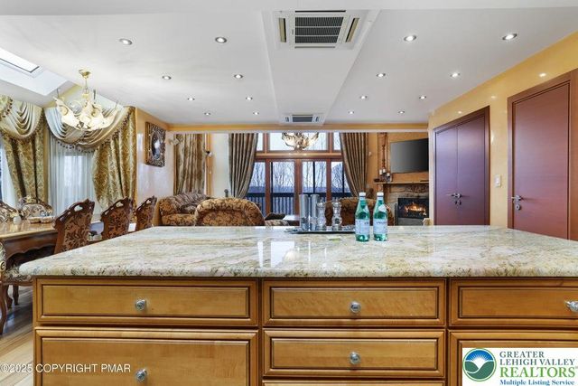 298 Overlook Way, Jackson Twp, PA 18372