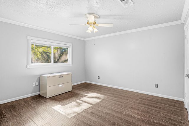 7906 Duncansby Vale Road, Houston, TX 77095