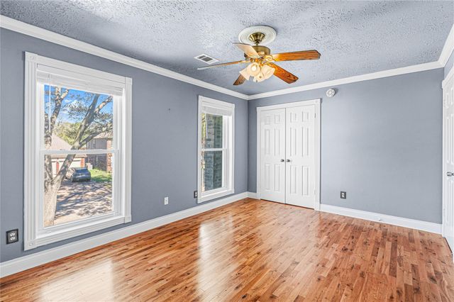 7906 Duncansby Vale Road, Houston, TX 77095