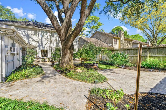 7906 Duncansby Vale Road, Houston, TX 77095