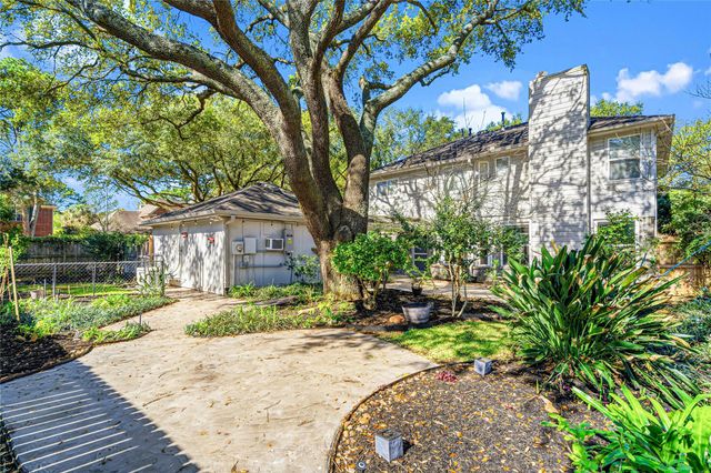 7906 Duncansby Vale Road, Houston, TX 77095