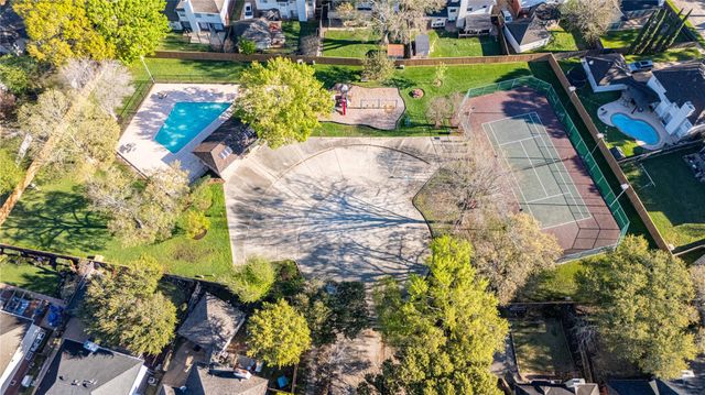 7906 Duncansby Vale Road, Houston, TX 77095