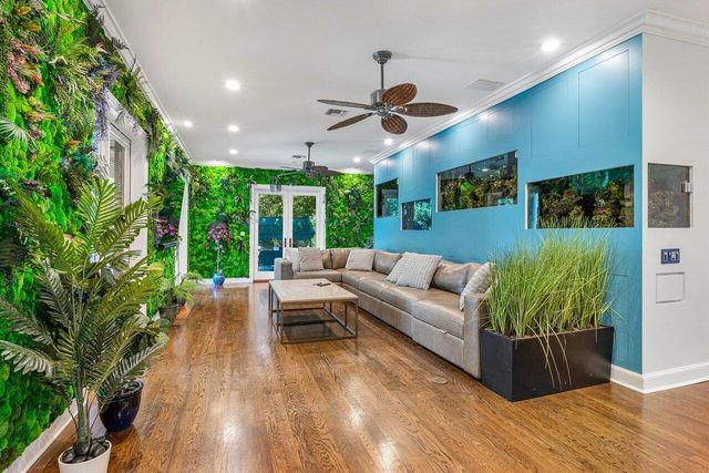 963 Eve Street, Delray Beach, FL 33483