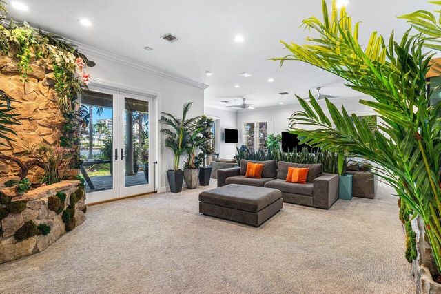 963 Eve Street, Delray Beach, FL 33483