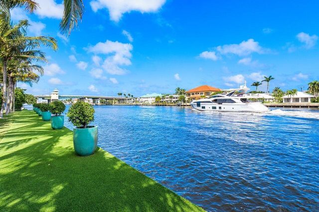 963 Eve Street, Delray Beach, FL 33483