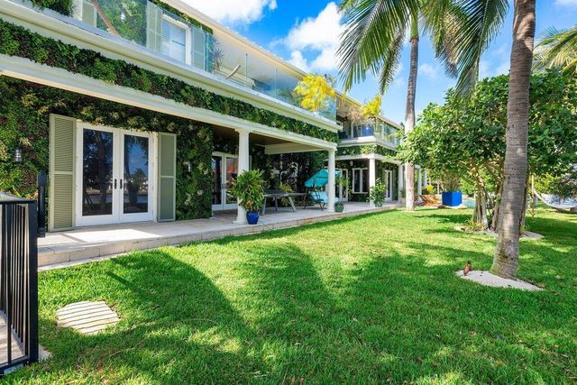 963 Eve Street, Delray Beach, FL 33483