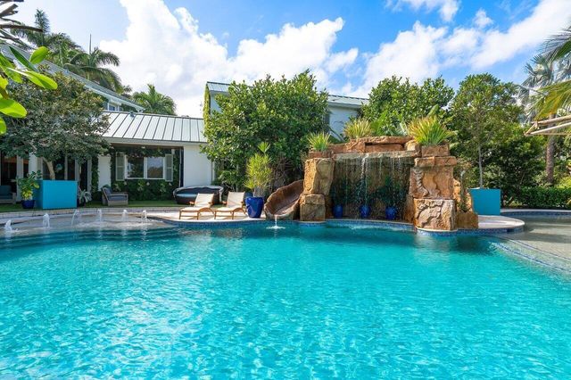 963 Eve Street, Delray Beach, FL 33483