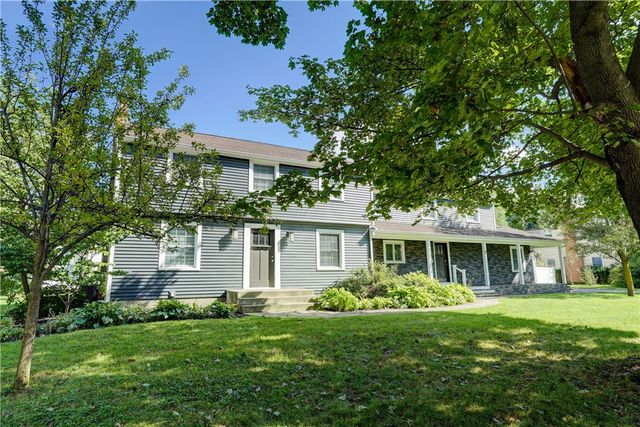 10 Hunters Lane, Brighton, NY 14618