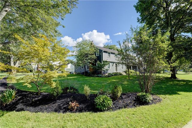 10 Hunters Lane, Brighton, NY 14618