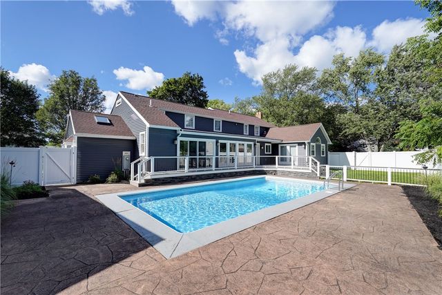 10 Hunters Lane, Brighton, NY 14618