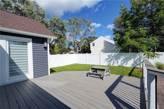 10 Hunters Lane, Brighton, NY 14618