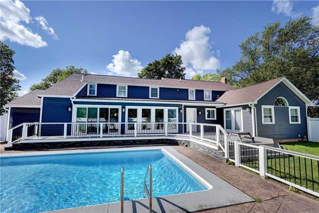 10 Hunters Lane, Brighton, NY 14618