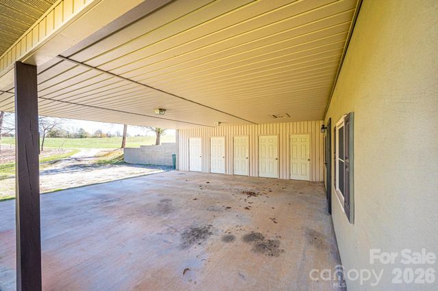 3855 Angelic Way, Lenoir, NC 28645