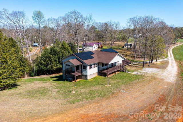 3855 Angelic Way, Lenoir, NC 28645