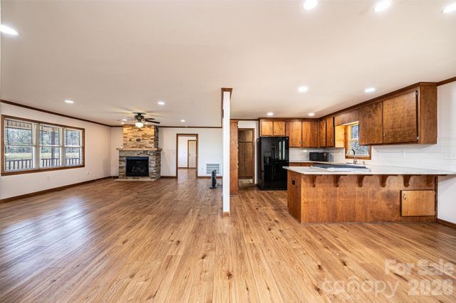 3855 Angelic Way, Lenoir, NC 28645