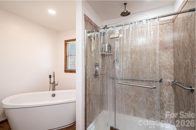 3855 Angelic Way, Lenoir, NC 28645