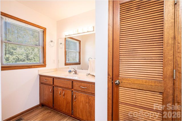 3855 Angelic Way, Lenoir, NC 28645