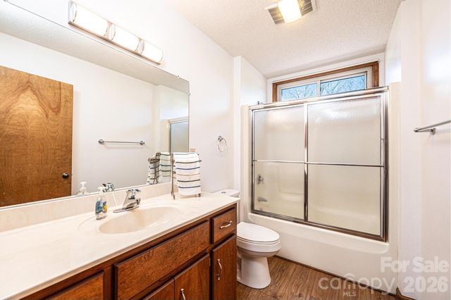 3855 Angelic Way, Lenoir, NC 28645