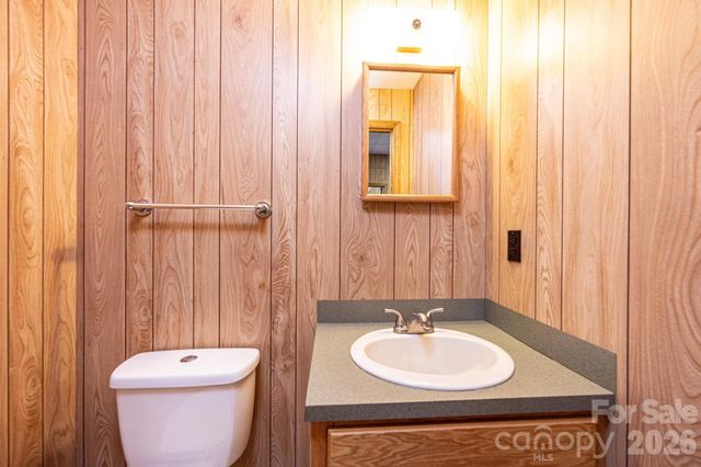 3855 Angelic Way, Lenoir, NC 28645