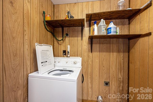 3855 Angelic Way, Lenoir, NC 28645