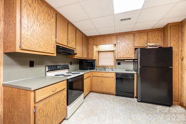 3855 Angelic Way, Lenoir, NC 28645