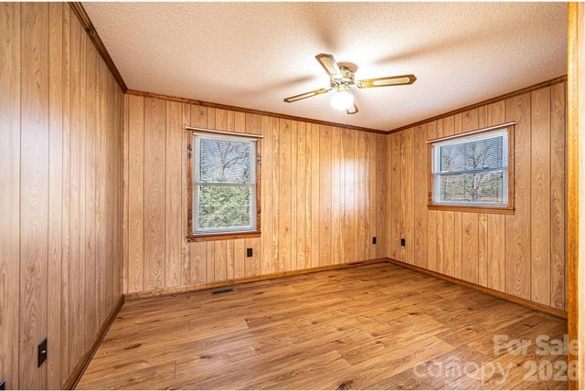 3855 Angelic Way, Lenoir, NC 28645