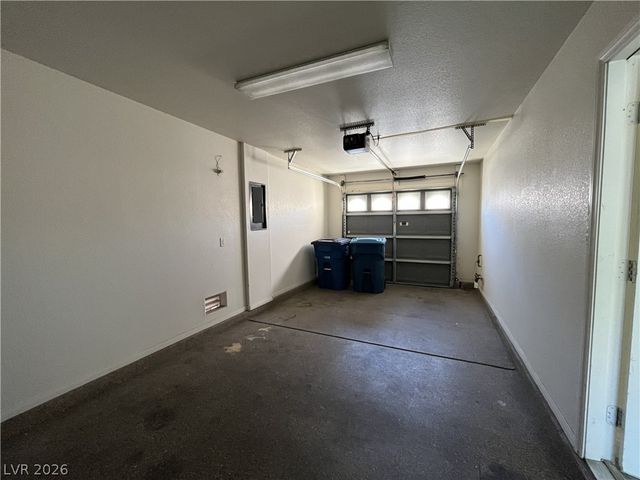 7118 Garden Pond Street, Las Vegas, NV 89148