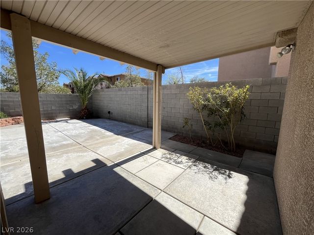 7118 Garden Pond Street, Las Vegas, NV 89148